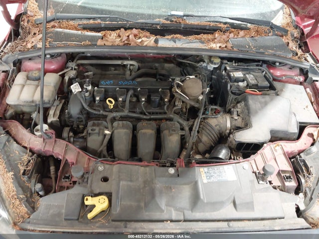45212132 :رقم المزاد ، 1FADP3K24FL378185 vin ، 2015 Ford Focus Se مزاد بيع