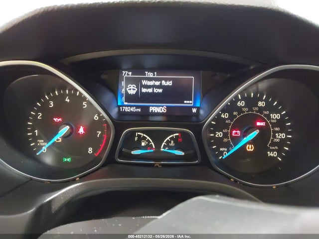 45212132 :رقم المزاد ، 1FADP3K24FL378185 vin ، 2015 Ford Focus Se مزاد بيع
