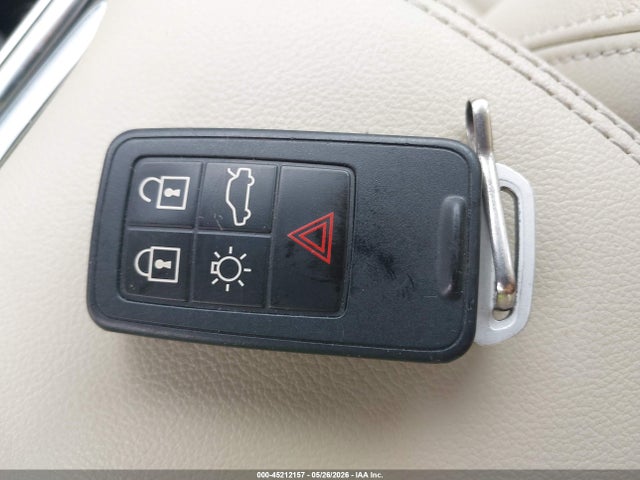 Продажа на аукционе авто 2015 Volvo S60 T5 Premier, vin: YV1612TK0F1361192, номер лота: 45212157
