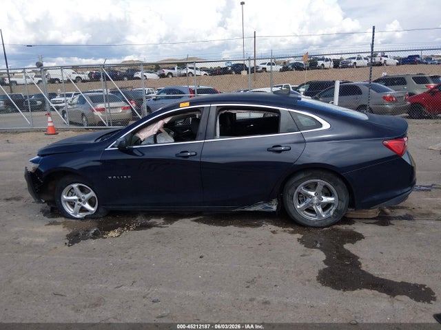 1G1ZC5ST3HF254239 Chevrolet Malibu 1fl