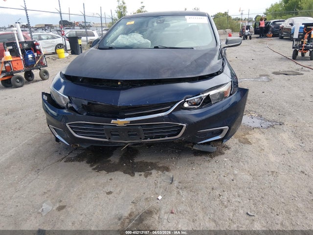 1G1ZC5ST3HF254239 Chevrolet Malibu 1fl