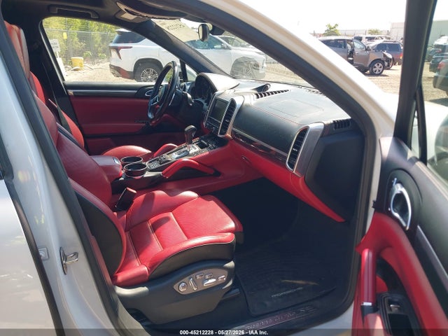 Aukcja sprzedaży 2016 Porsche Cayenne Turbo S, vin: WP1AC2A24GLA86864, numer aukcji: 45212228