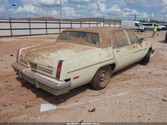 45212234 :رقم المزاد ، 1G3AX69Y1BM259717 vin ، 1981 Oldsmobile 98 Regency مزاد بيع