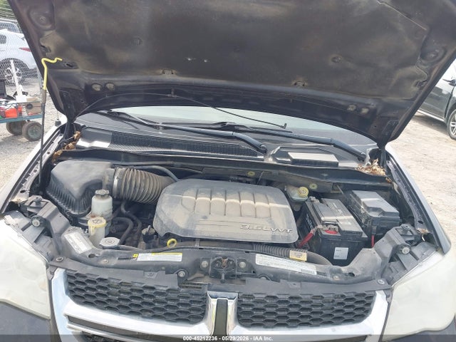 45212236 :رقم المزاد ، 2D4RN5DG0BR683049 vin ، 2011 Dodge Grand Caravan Crew مزاد بيع