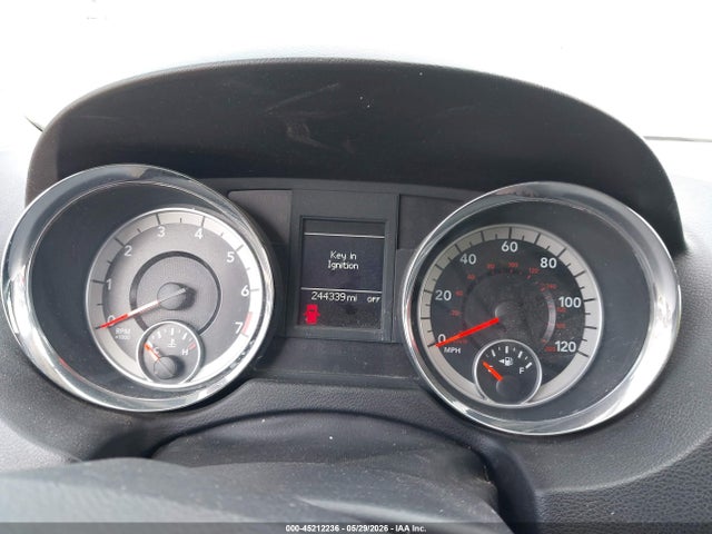 45212236 :رقم المزاد ، 2D4RN5DG0BR683049 vin ، 2011 Dodge Grand Caravan Crew مزاد بيع