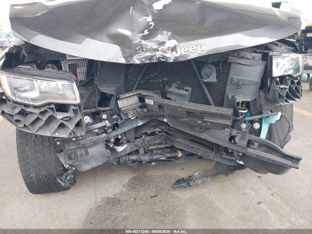 1C4RJFBG7JC106513 Jeep Grand Cherokee Limited 4x4