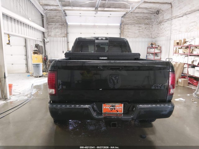 3C6UR5NL3HG517170 RAM 2500 Laramie 4x4 6&#039;4 Box