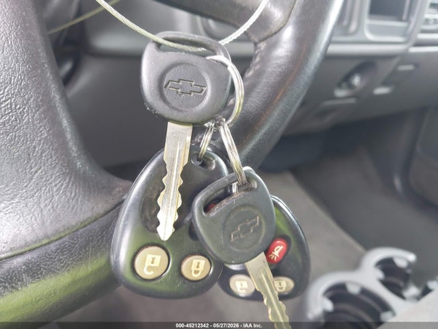 45212342 :رقم المزاد ، 2GCEK19B051241854 vin ، 2005 Chevrolet Silverado 1500 Z71 مزاد بيع