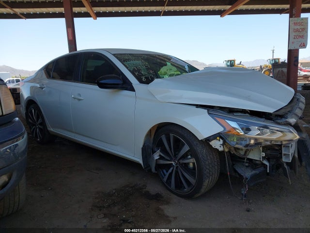 1N4BL4CVXNN386618 Nissan Altima Sr Fwd