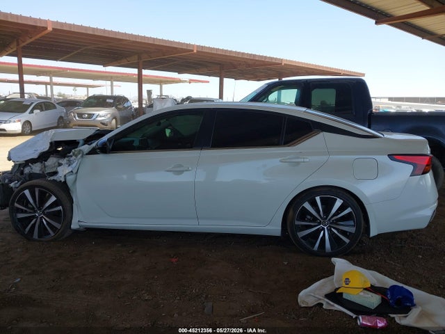 1N4BL4CVXNN386618 Nissan Altima Sr Fwd