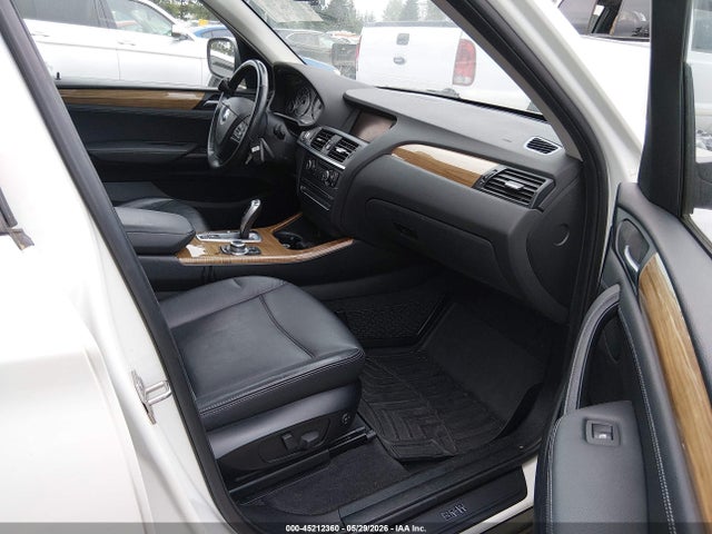 45212360 :رقم المزاد ، 5UXWX9C52D0A24695 vin ، 2013 Bmw X3 Xdrive28i مزاد بيع
