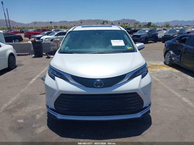 5TDJRKEC7PS158528 Toyota SIENNA XLE