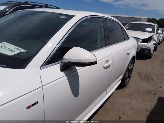 Продажа на аукционе авто 2017 Audi A4 2.0t Premium, vin: WAUENAF4XHN006262, номер лота: 45212384