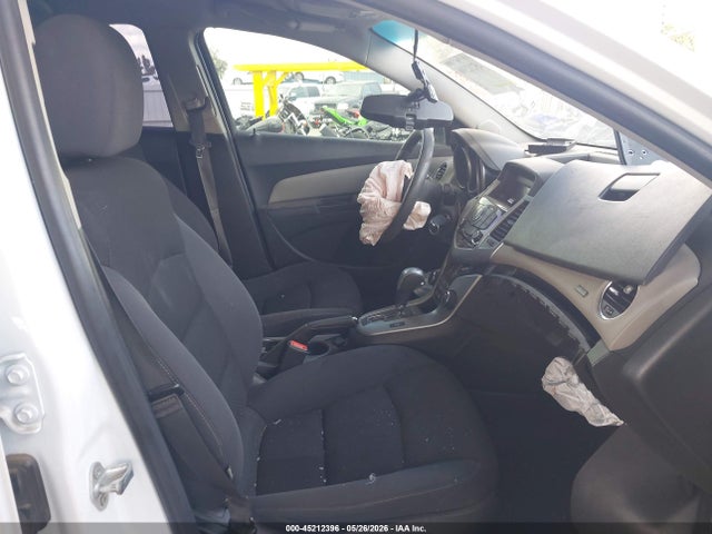 1G1PA5SG5E7371701 Chevrolet Cruze Ls Auto