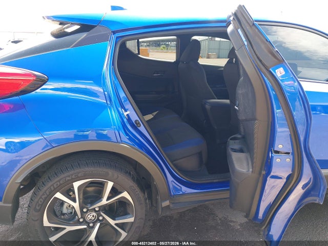 NMTKHMBX6MR129087 Toyota C-HR XLE