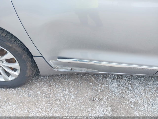 Aukcja sprzedaży 2018 Chrysler Pacifica Touring L, vin: 2C4RC1BG1JR112196, numer aukcji: 45212428