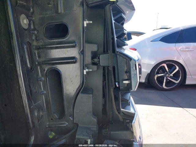 3GCPCREC9JG397623 Chevrolet Silverado 1500 1lt