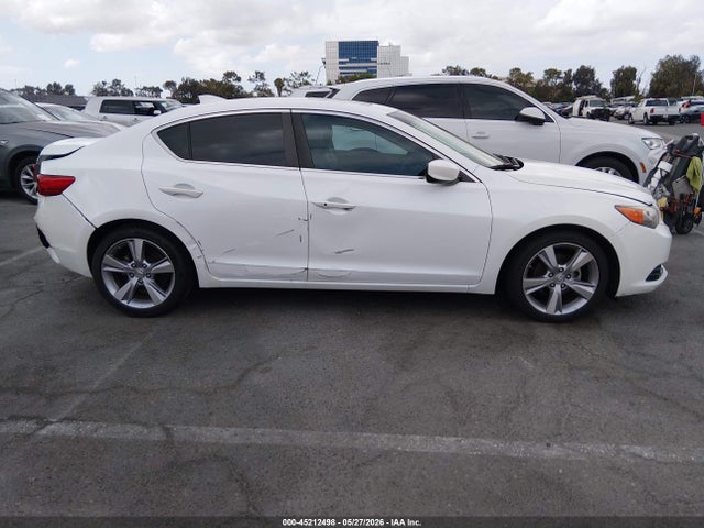45212498 :رقم المزاد ، 19VDE1F74DE015314 vin ، 2013 Acura Ilx 2.0l مزاد بيع