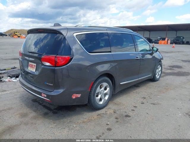 Chrysler Pacifica Hybrid Touring L 2018 2C4RC1L79JR236831 Image 4