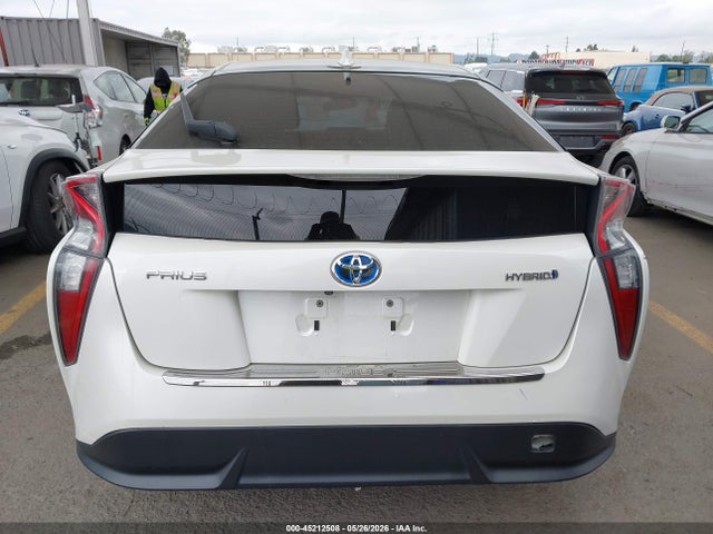 JTDKARFU1G3517417 Toyota Prius Three Touring