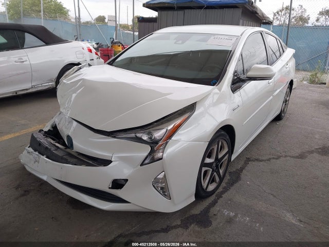 JTDKARFU1G3517417 Toyota Prius Three Touring