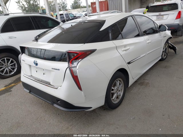 JTDKARFU1G3517417 Toyota Prius Three Touring