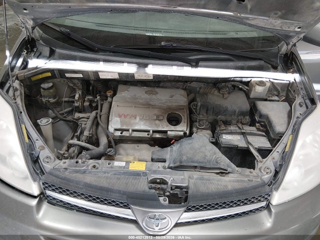 45212512 :رقم المزاد ، 5TDBA22C25S041937 vin ، 2005 Toyota Sienna Xle Limited مزاد بيع