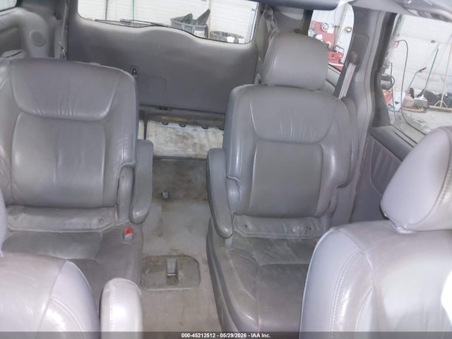 45212512 :رقم المزاد ، 5TDBA22C25S041937 vin ، 2005 Toyota Sienna Xle Limited مزاد بيع