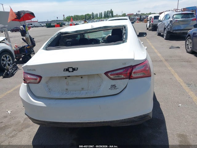 1G1ZD5ST3LF033567 Chevrolet Malibu Fwd Lt