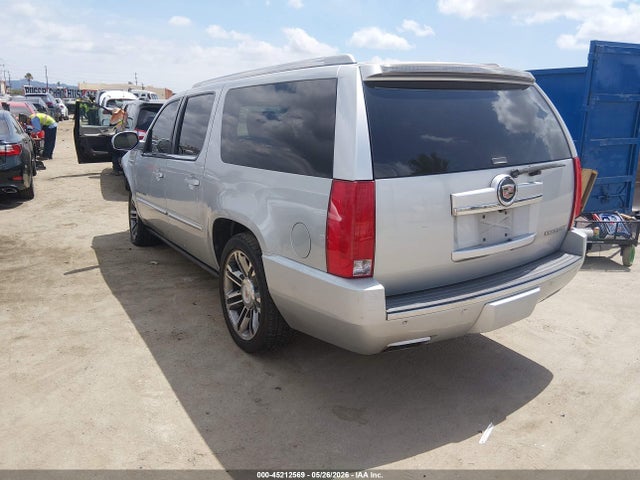 2013 Cadillac Escalade Esv Premium მანქანა იყიდება აუქციონზე, vin: 1GYS3JEF3DR316362, აუქციონის ნომერი: 45212569