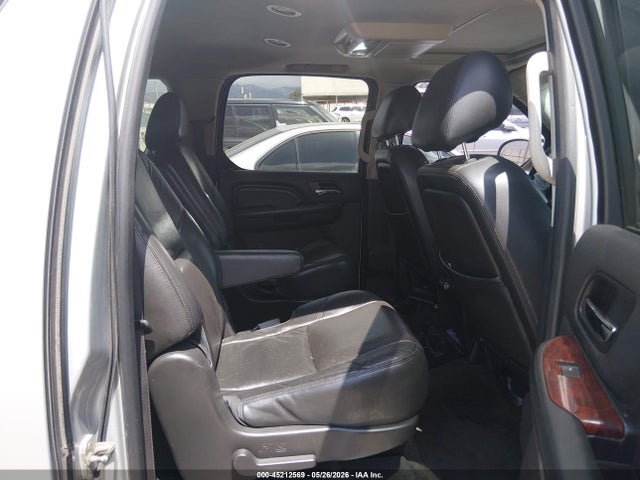 2013 Cadillac Escalade Esv Premium მანქანა იყიდება აუქციონზე, vin: 1GYS3JEF3DR316362, აუქციონის ნომერი: 45212569