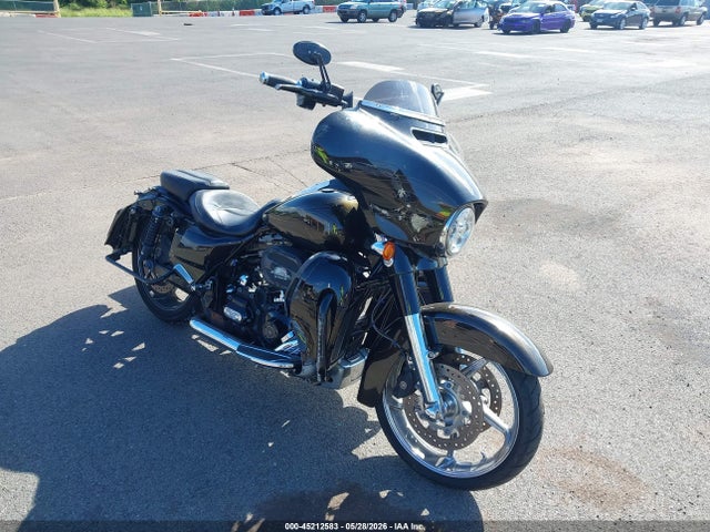 Harley-Davidson Flhxse Cvo Street Glide 2015 1HD1PXN16FB956184 главное изображение