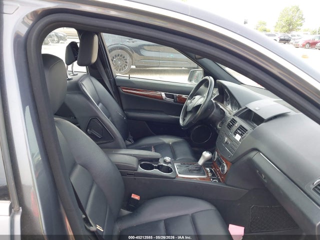 45212585 :رقم المزاد ، WDDGF8BB8AR126801 vin ، 2010 Mercedes-benz C 300 مزاد بيع