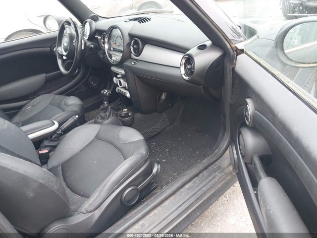 2008 Mini Cooper Clubman მანქანა იყიდება აუქციონზე, vin: WMWML335X8TN66675, აუქციონის ნომერი: 45212592