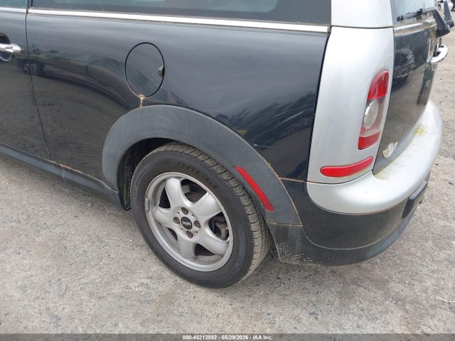 2008 Mini Cooper Clubman მანქანა იყიდება აუქციონზე, vin: WMWML335X8TN66675, აუქციონის ნომერი: 45212592