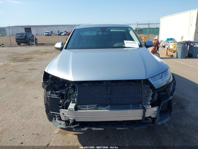 Продажа на аукционе авто 2017 Audi Q7 3.0t Premium, vin: WA1LAAF7XHD048012, номер лота: 45212595