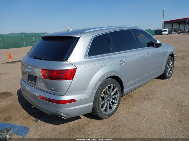 Продажа на аукционе авто 2017 Audi Q7 3.0t Premium, vin: WA1LAAF7XHD048012, номер лота: 45212595