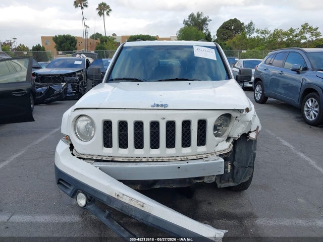 1C4NJPBAXFD438379 Jeep Patriot Sport