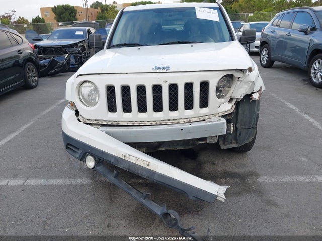 1C4NJPBAXFD438379 Jeep Patriot Sport