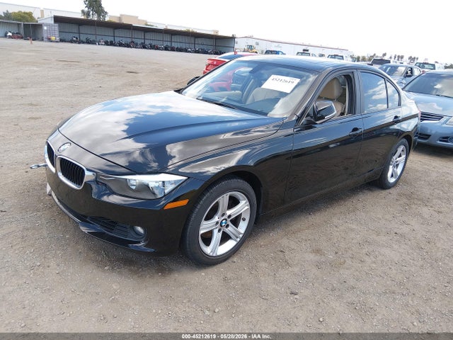 2012 Bmw 328i მანქანა იყიდება აუქციონზე, vin: WBA3C1C59CF433378, აუქციონის ნომერი: 45212619