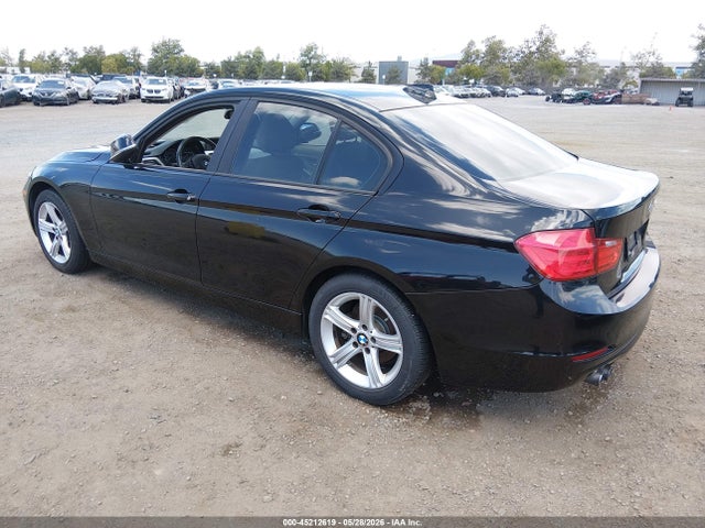 2012 Bmw 328i მანქანა იყიდება აუქციონზე, vin: WBA3C1C59CF433378, აუქციონის ნომერი: 45212619