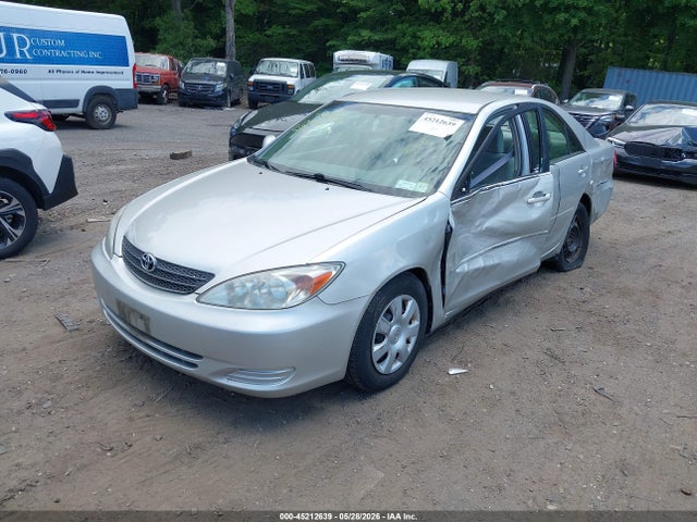 2004 Toyota Camry Le მანქანა იყიდება აუქციონზე, vin: 4T1BE32K44U865168, აუქციონის ნომერი: 45212639