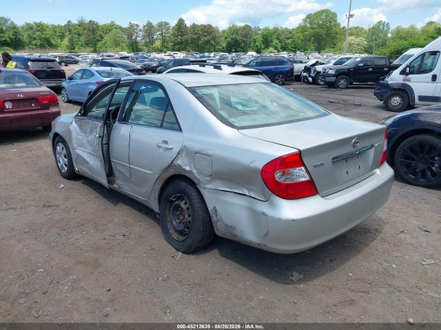 2004 Toyota Camry Le მანქანა იყიდება აუქციონზე, vin: 4T1BE32K44U865168, აუქციონის ნომერი: 45212639