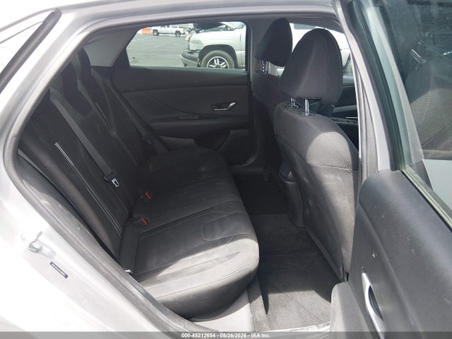 Hyundai ELANTRA SEL 2023 5NPLM4AGXPH089061 Image 8
