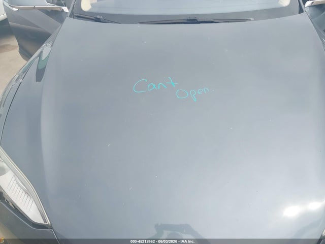 45212662 :رقم المزاد ، 5YJSA1H12EFP42417 vin ، 2014 Tesla Model S P85 مزاد بيع