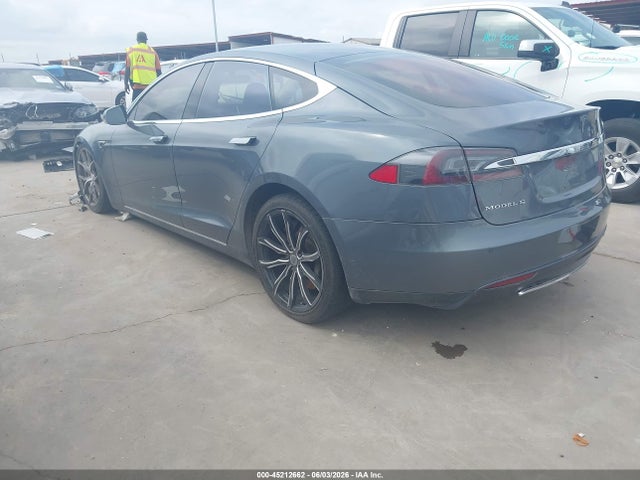 45212662 :رقم المزاد ، 5YJSA1H12EFP42417 vin ، 2014 Tesla Model S P85 مزاد بيع