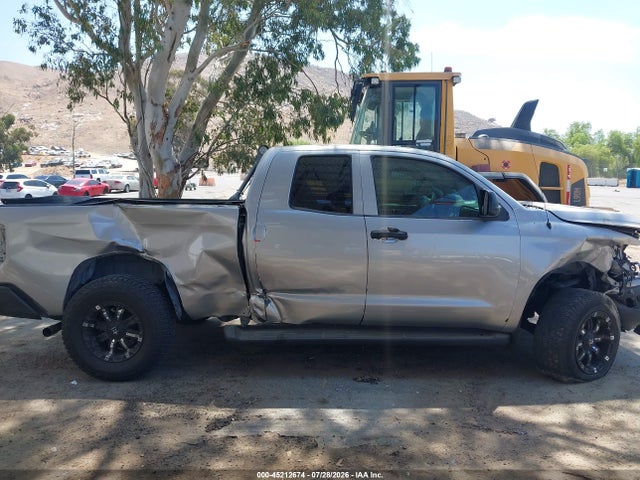 5TFRM5F12FX088915 Toyota Tundra Sr 4.6l V8