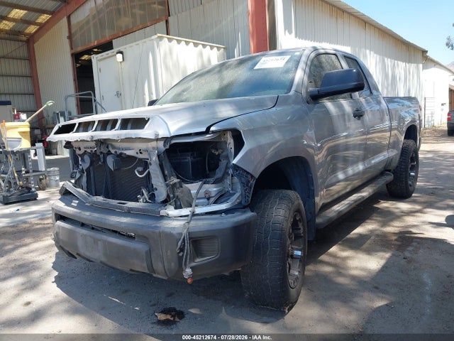 5TFRM5F12FX088915 Toyota Tundra Sr 4.6l V8