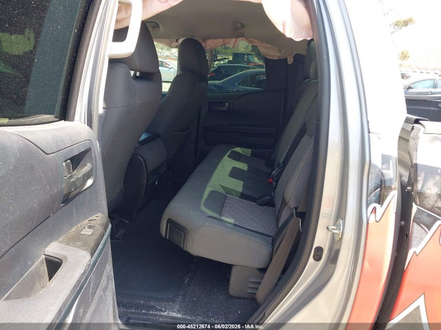 5TFRM5F12FX088915 Toyota Tundra Sr 4.6l V8