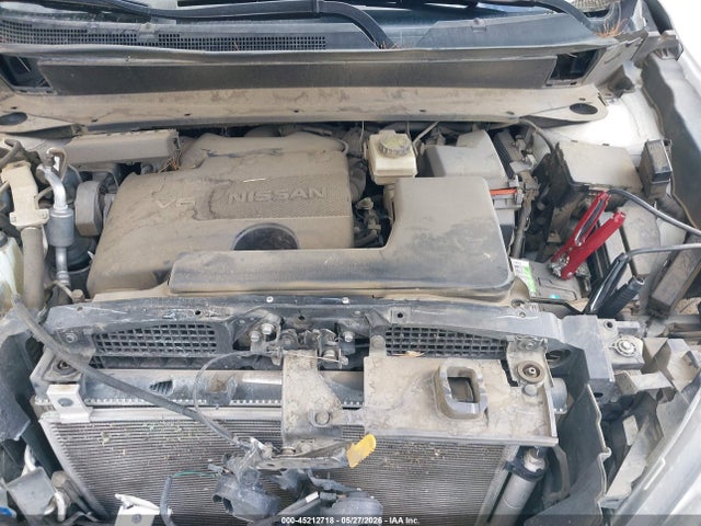 5N1DR2MN1JC673853 Nissan Pathfinder Sl